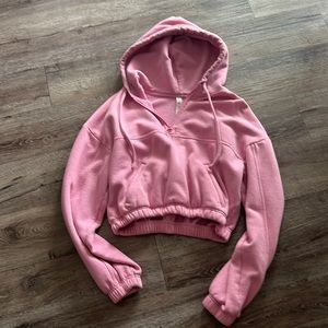 Alo yoga cropped hoodie